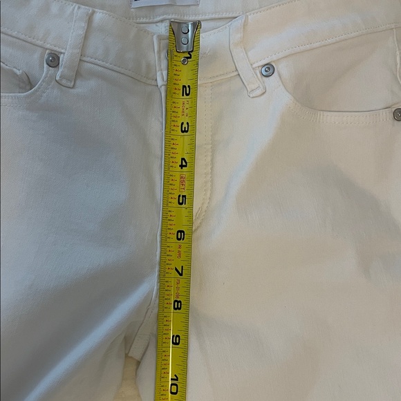 LOFT Women's Skinny Jeans in white - Picture 6 of 7